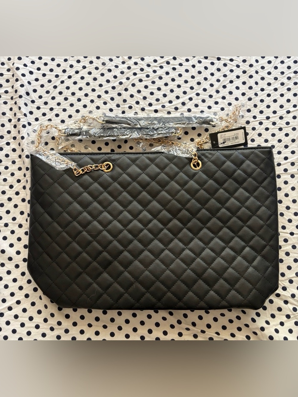 Badgley Mischka Large Black Diamond Quilted Shoulder Bag with Gold Chains - Picture 2 of 7